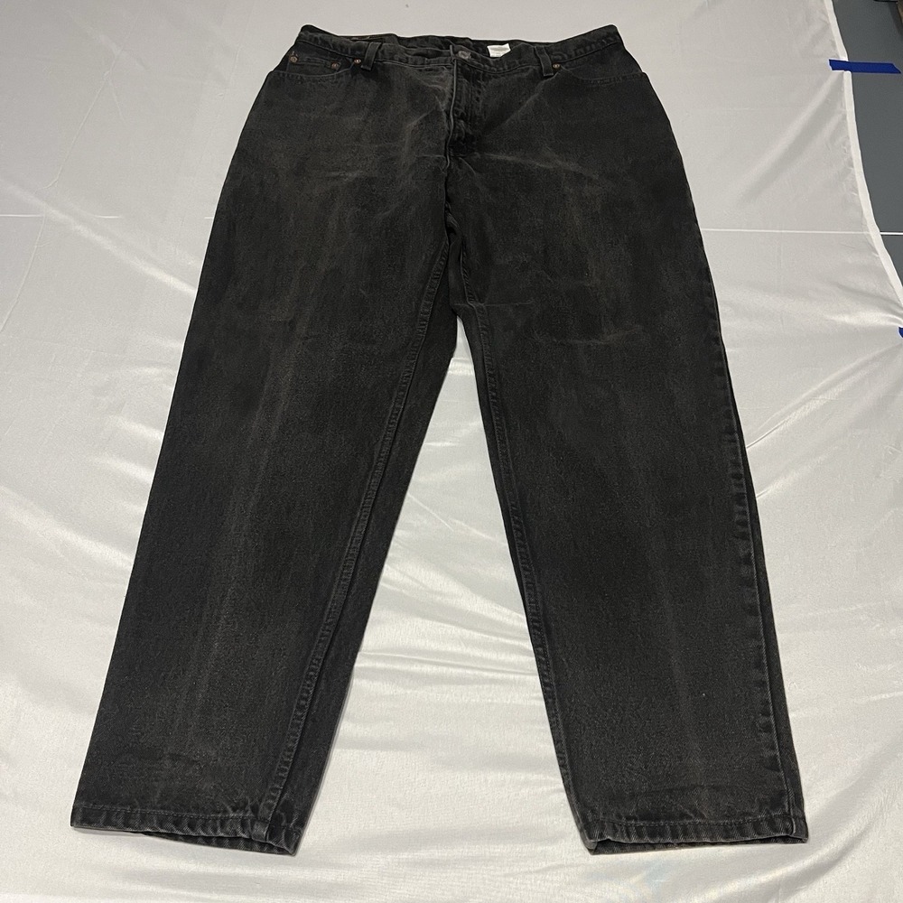 Vintage Levis 550 Jeans Size 35x30 Relaxed Fit Tapered Leg Black Denim 1998 90s